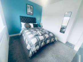 Cozy Spacious Ensuite Bedroom